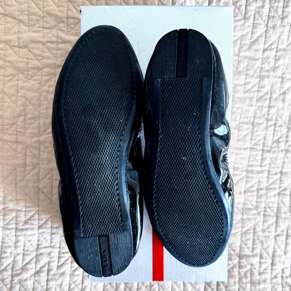 PRADA Sport Patent Leather Round Toe Flats Black Size 8 NWT NIB - Picture 2 of 4